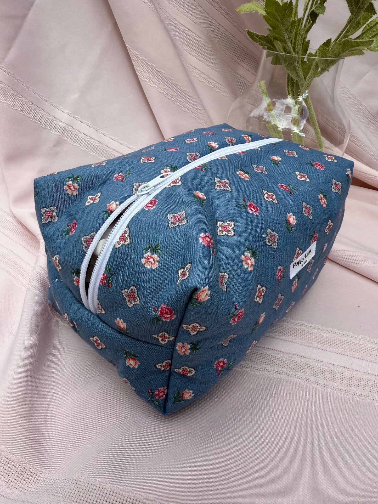 Vintage Blue Floral Quilted Boxy Bag