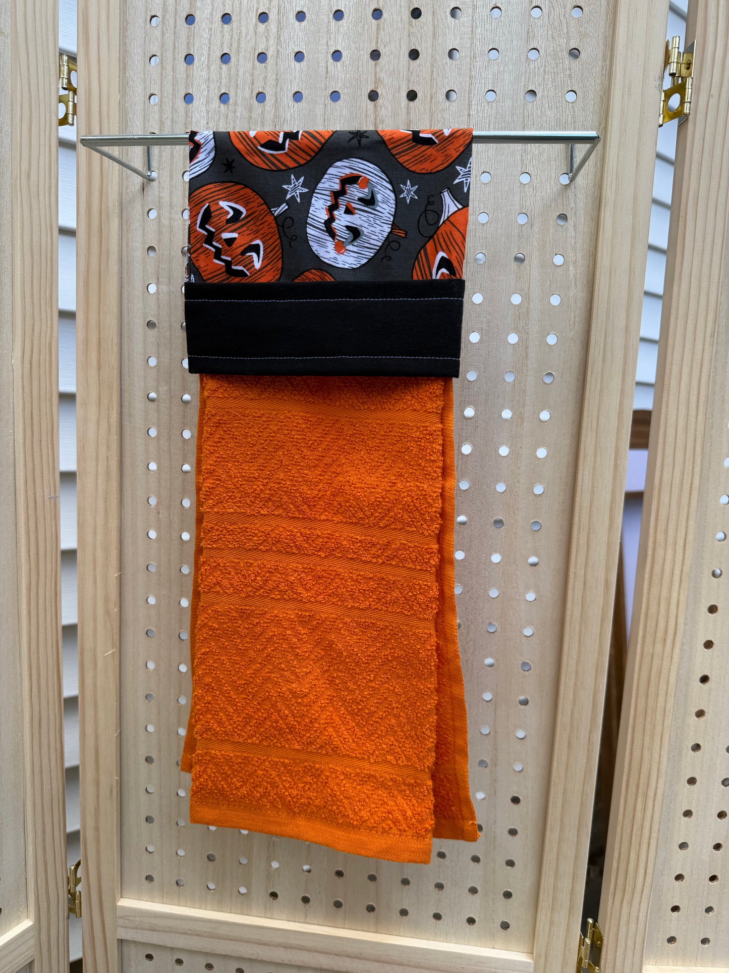 PUMPKIN! Hanging Towel