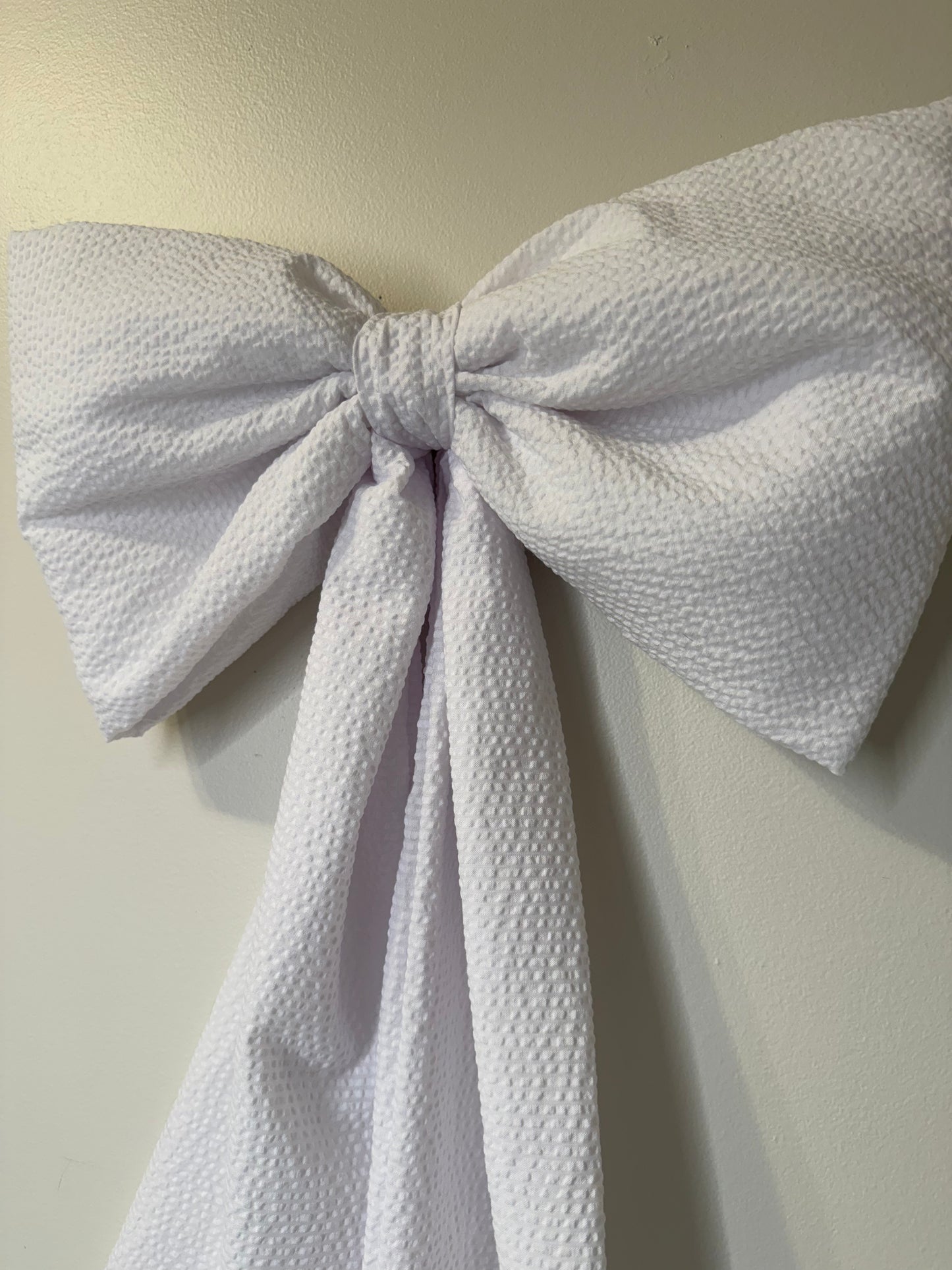 Frosted Linen Bow